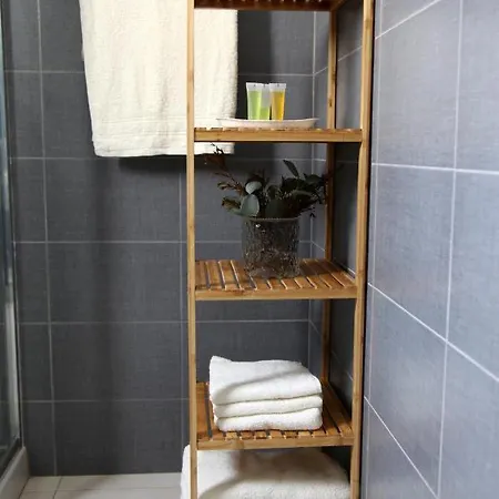 Apartment Artista Roustik Larnaca